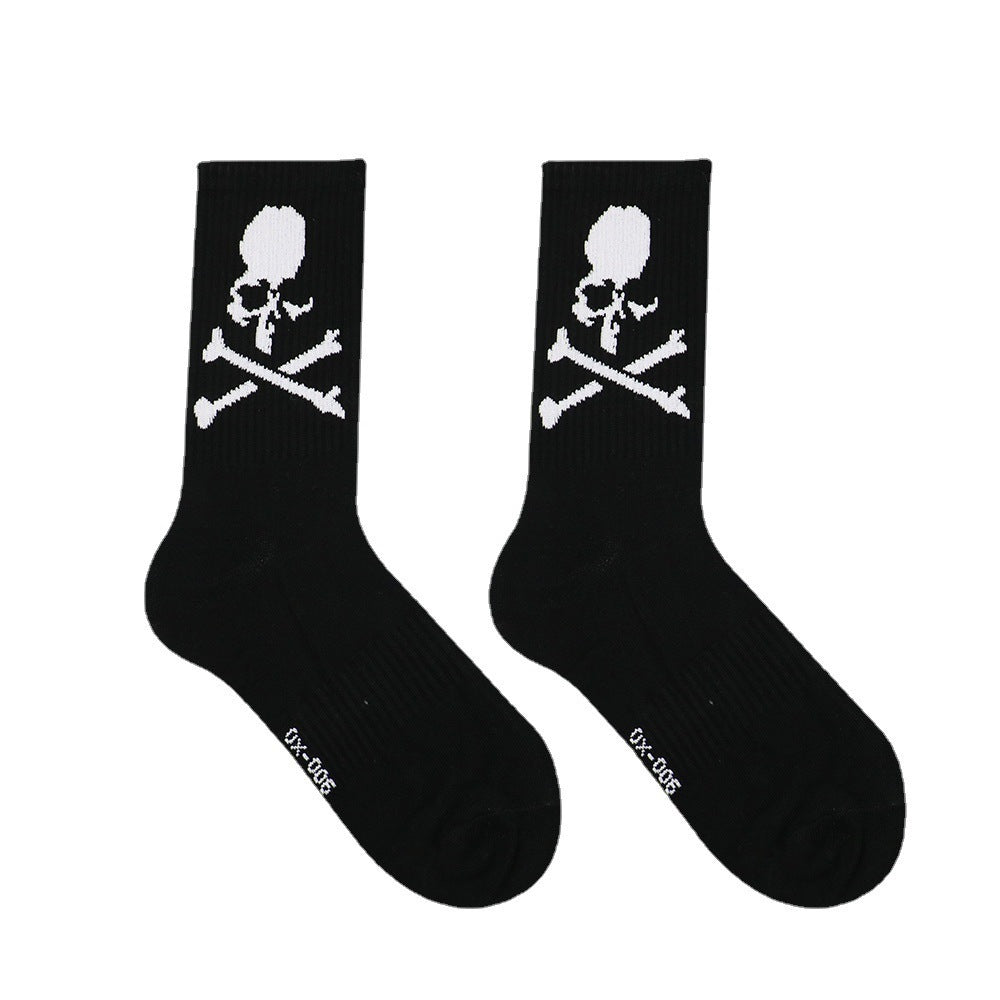 Fashion Black And White Skull Socks