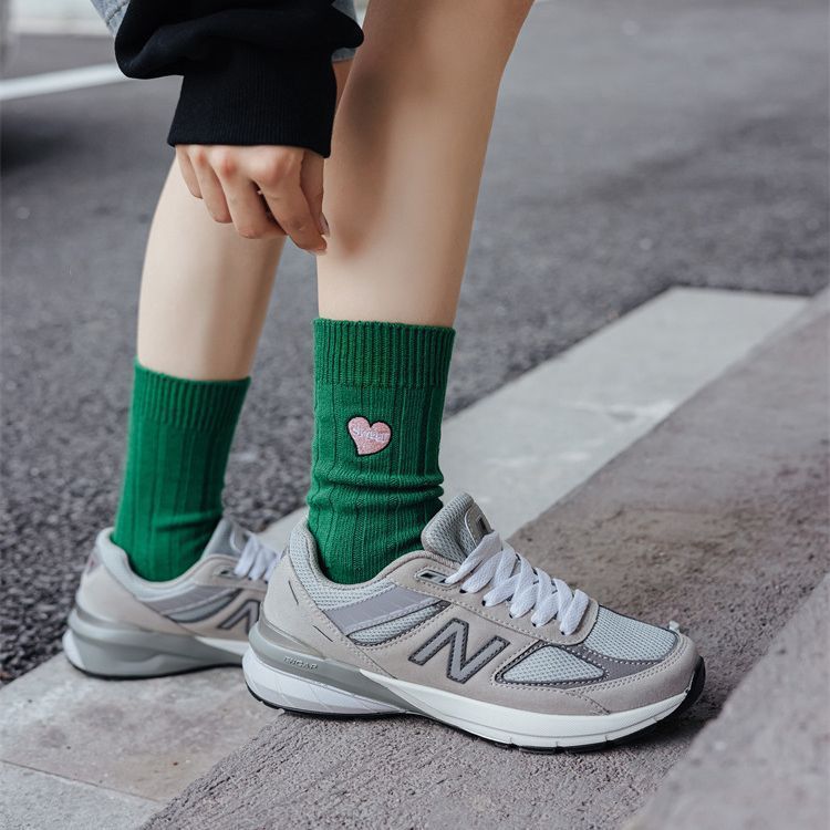 Love Embroidery Women's Mid Tube Stockings Fashion Preppy Style