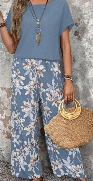 Women Solid Color Round Neck Short Sleeve Top And Flower Print Wide Leg Pants Set For Summer Two Piece Outfits