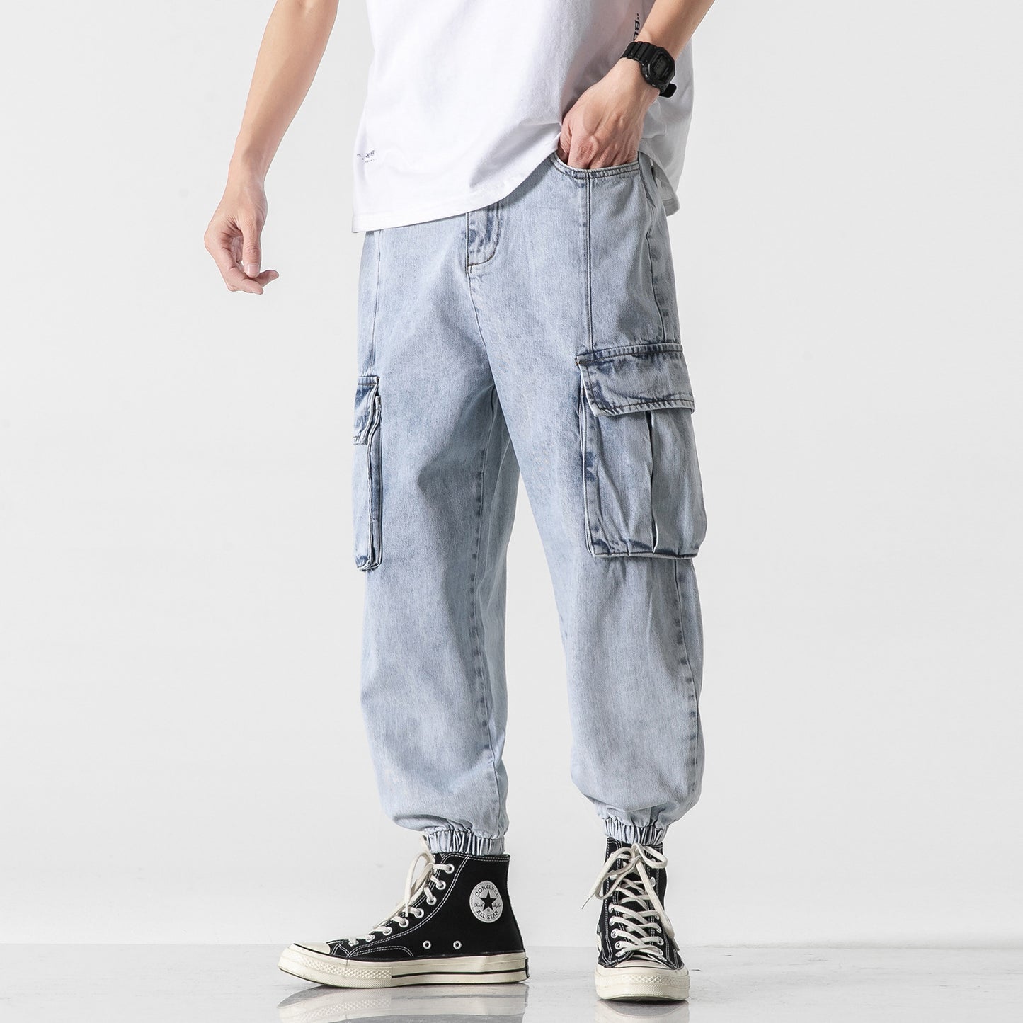 Fashionable Multi-pocket Cargo Jeans